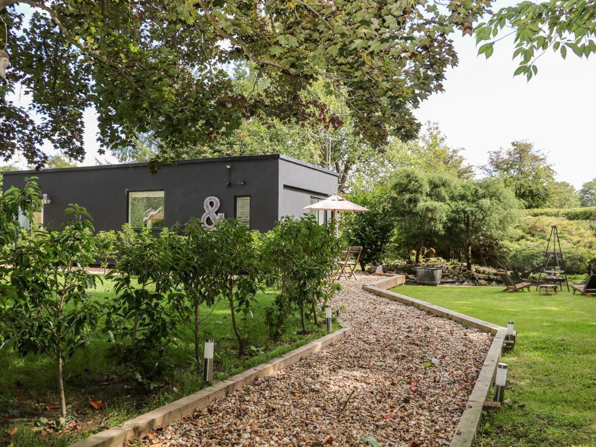 Kub House Villa Tring Exterior photo